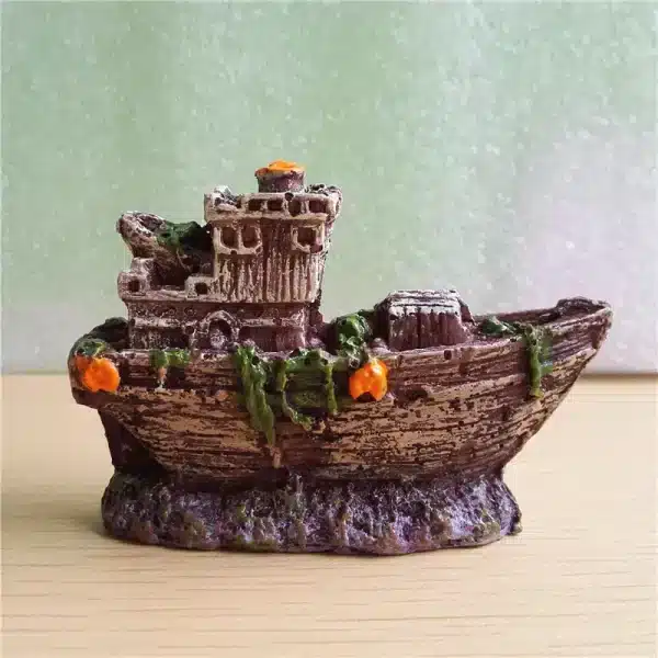 Bateau aquarium pour poisson