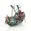 Décoration aquarium plastique épave galion pirate vert-de-gris endommagée