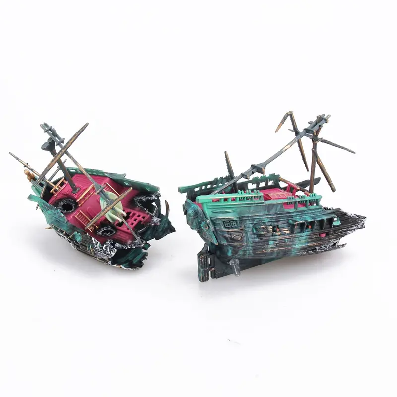 Décoration aquarium plastique épave galion pirate endommagée