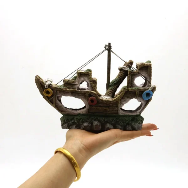 Petit navire pirate épave décoration aquarium résine